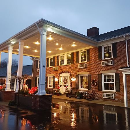Colonial Inn Сиконк Экстерьер фото